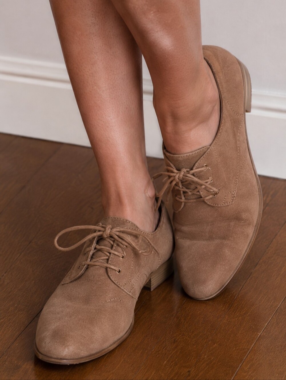 White Mountain Dress Shoes With Leather Laces